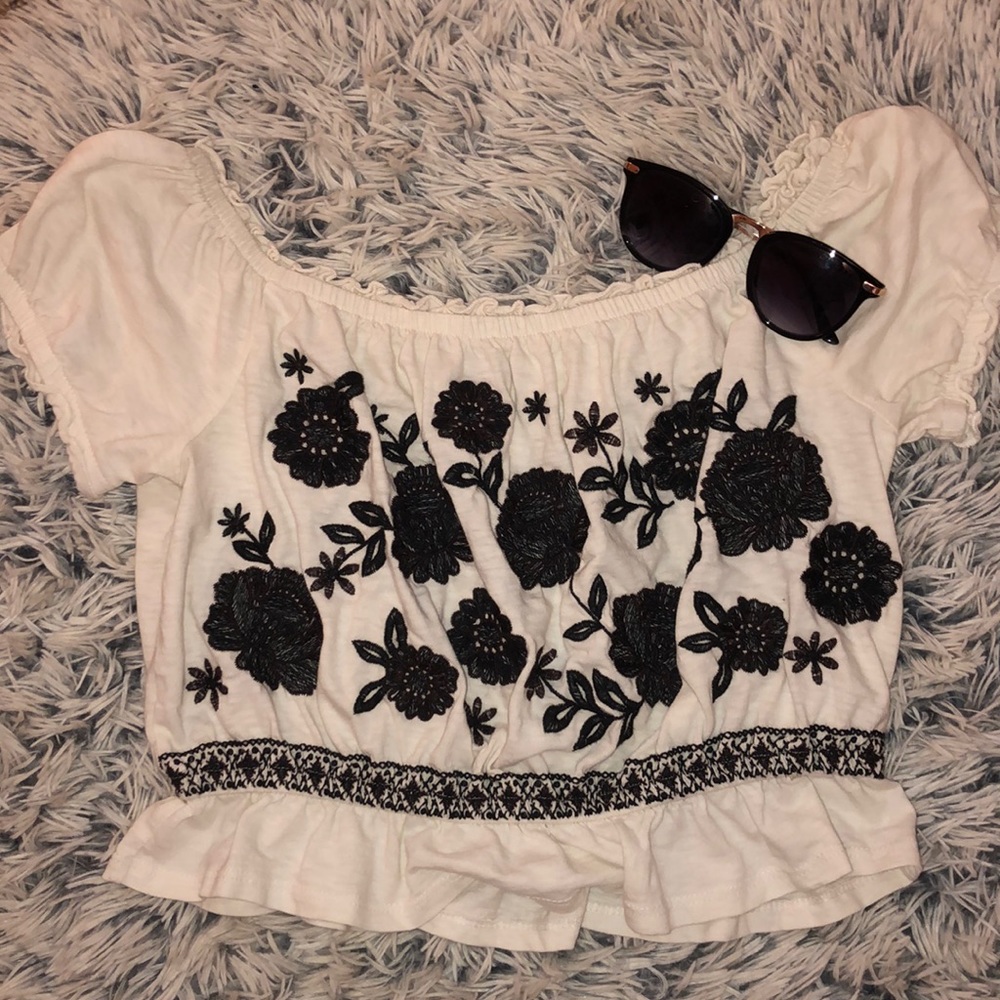 American Eagle Crop Top